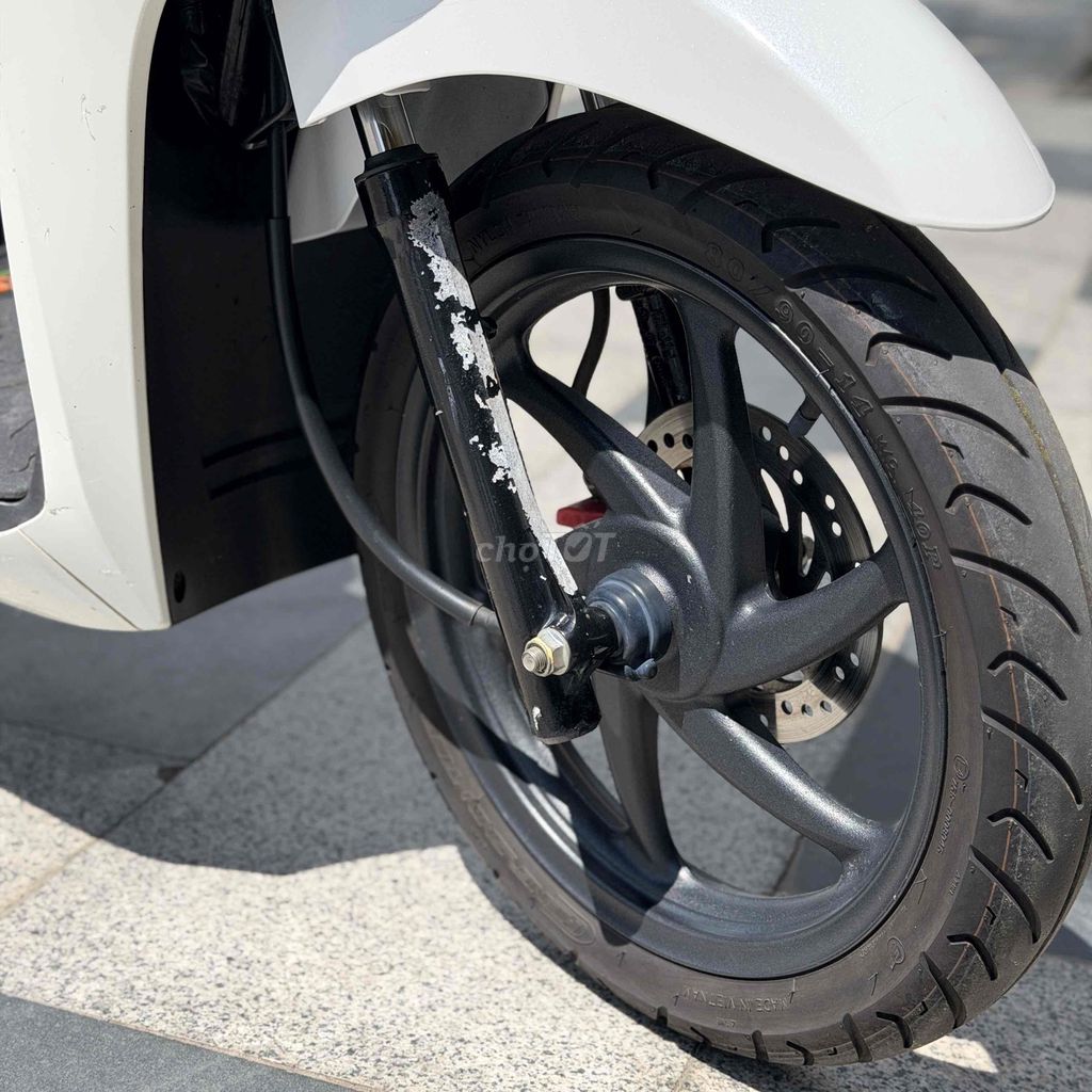 vison 2020 trắng đỏ. Mua bán Xe máy tại Huyện Xuyên Mộc Bà Rịa - Vũng Tàu được đăng bởi DINH NGOC hình 3