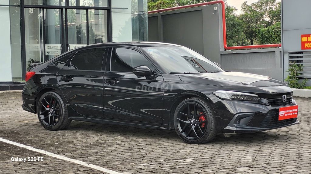 🔥HONDA CIVIC RS 2022 🔥. Mua bán Ô tô tại Thành phố Thủ Đức Tp Hồ Chí Minh được đăng bởi Honda Oto Sài Gòn Quận 2 hình 4