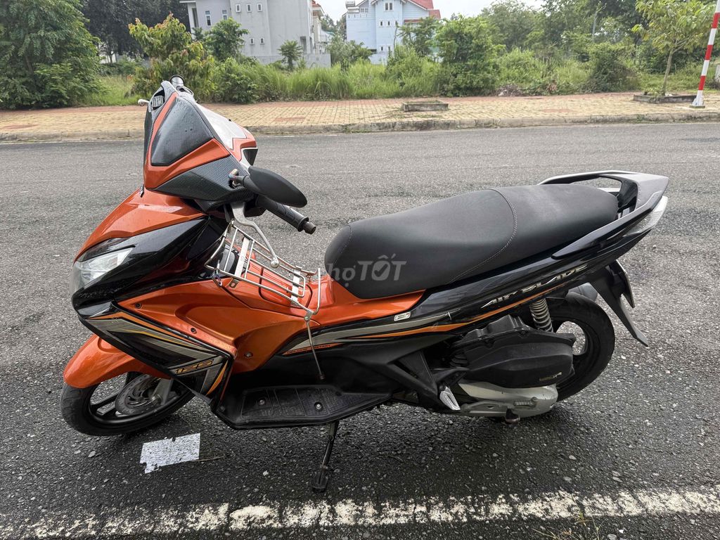 Bán xe Airblade AB đen cam 2013. Mua bán Xe máy tại Huyện Nhơn Trạch Đồng Nai được đăng bởi Anh Tuấn hình 2