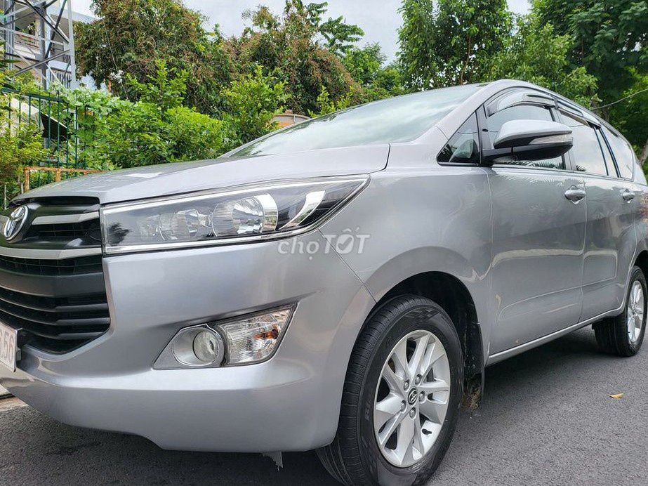 Toyota Innova 2017 2.0E - 78000 km. Mua bán Ô tô tại Quận 10 Tp Hồ Chí Minh được đăng bởi A Thanh hình 7