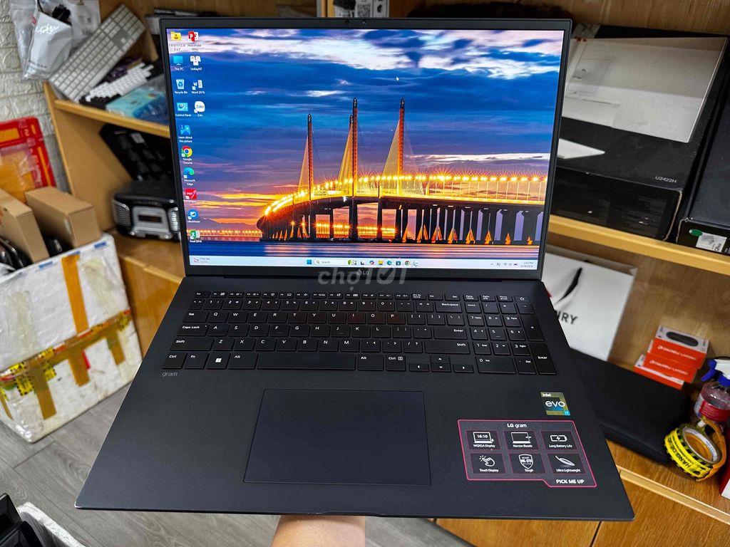 LG Gram 17Z90R i7-1360 17 inch 16GB/1TB SSD. Mua bán Laptop tại Thành phố Biên Hòa Đồng Nai được đăng bởi thanh hình 1