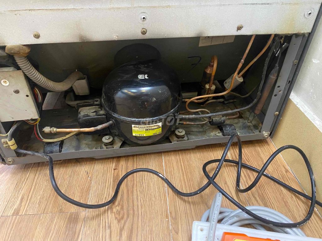 Tủ lạnh Electrolux 284lít thái lan làm đá chậm. Mua bán Tủ lạnh tại Quận Thanh Xuân Hà Nội được đăng bởi Ha Dung hình 5