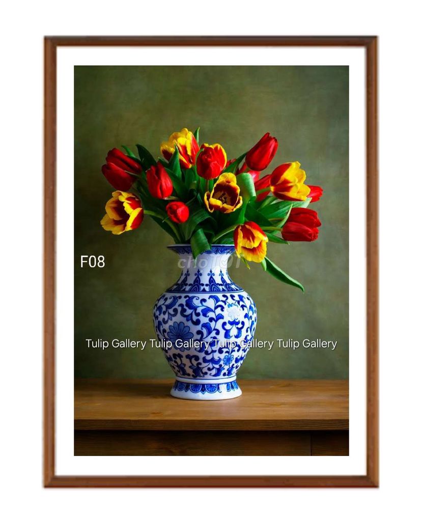 Tranh hoa Tulip kiêu sa treo tường nội thất