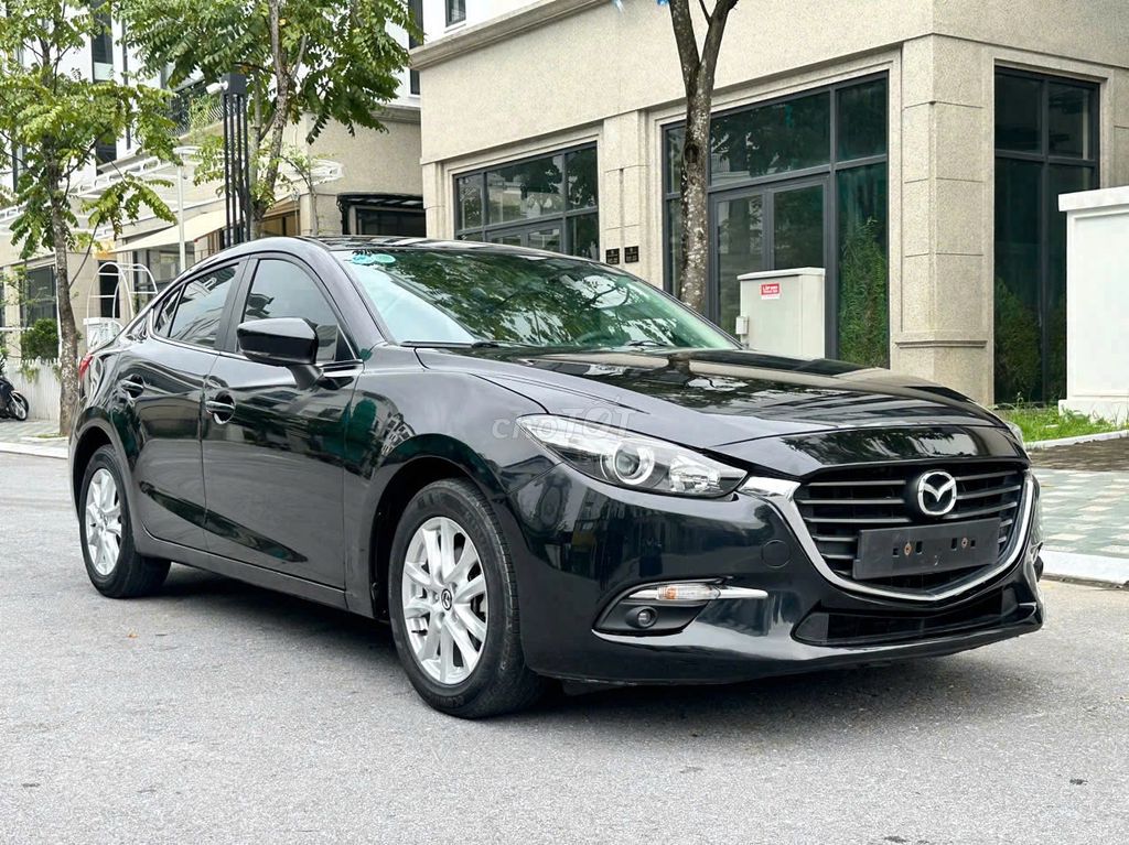 Mazda3  sx 2018