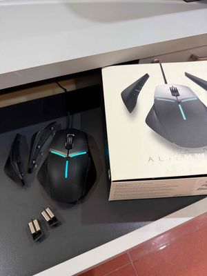 Dell AW958 7XGRK Alienware Elite Gaming Mouse. Mua bán Phụ kiện (Màn hình, Chuột...) tại Thị xã Duy Tiên Hà Nam được đăng bởi Nguyễn Đắc Long