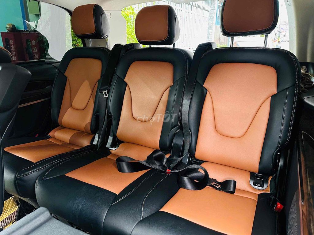 Mercedes-Benz V250 2018 Đen. Mua bán Ô tô tại Quận 8 Tp Hồ Chí Minh được đăng bởi Hồng Phúc hình 5