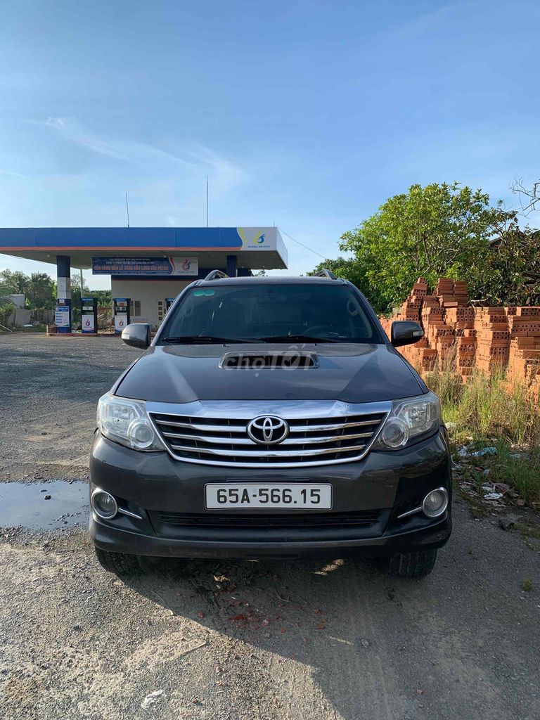 Toyota Fortuner 2015 2.5G 4x2 - 110000 km. Mua bán Ô tô tại Quận Bình Thuỷ Cần Thơ được đăng bởi Hiếu Nghĩa Cần Thơ hình 3