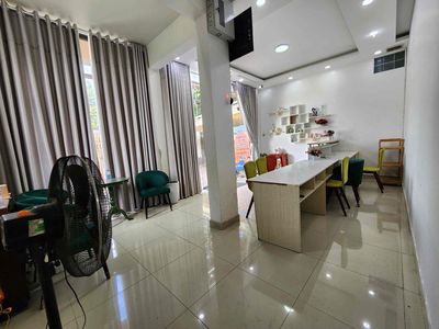 Cho thuê nhà mặt tiền Phường Phú Hoà 5p ngủ Phường Phú Hoà