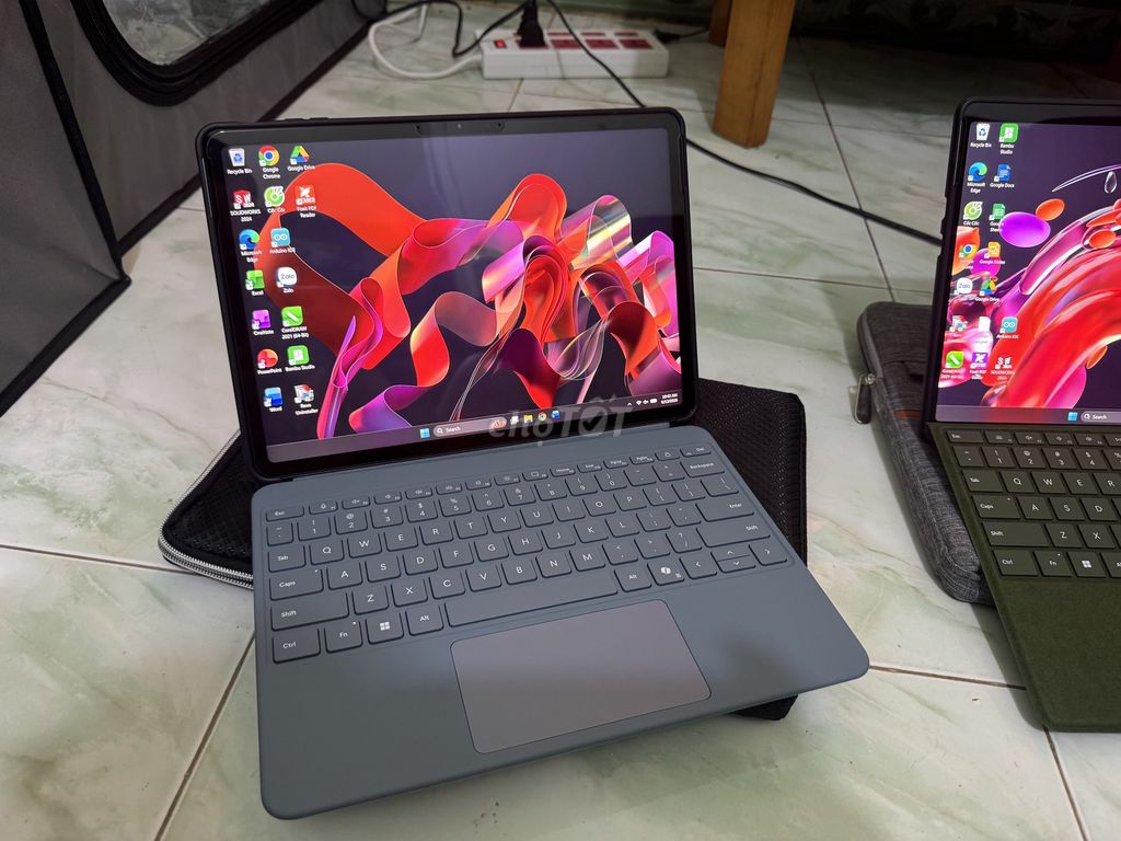 Bán laptop, máy tính bảng surface. Mua bán Máy tính bảng tại Thành phố Bà Rịa Bà Rịa - Vũng Tàu được đăng bởi Bùi Minh Thảo hình 1
