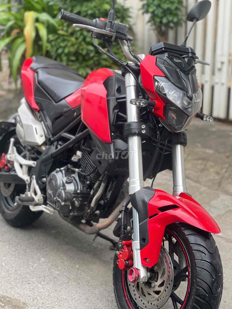 Moto Benelli TNT Fi 125cc