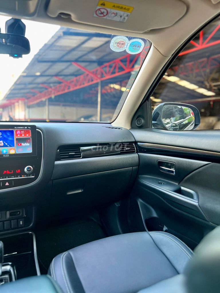 Mitsu Outlander 2020 2.0 CVT - 22,000 km Đẹp Keng. Mua bán Ô tô tại Quận Tân Phú Tp Hồ Chí Minh được đăng bởi Nguyên Xe Tốt OFFICIAL MALL hình 15