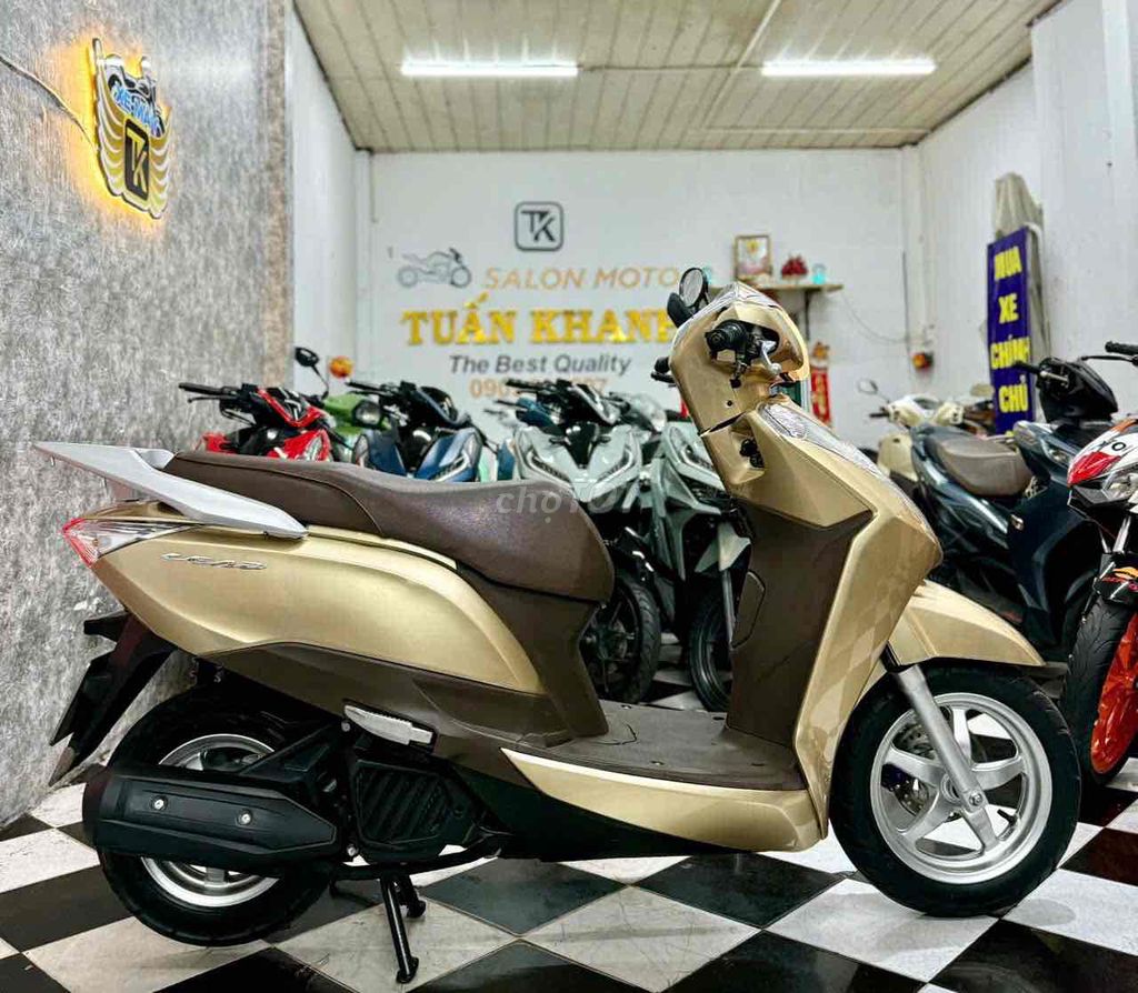 Lead 2015 9chủ BSTP, xe đẹp máy zin có góp. Mua bán Xe máy tại Quận 8 Tp Hồ Chí Minh được đăng bởi Nguyễn Tấn Hùng hình 5