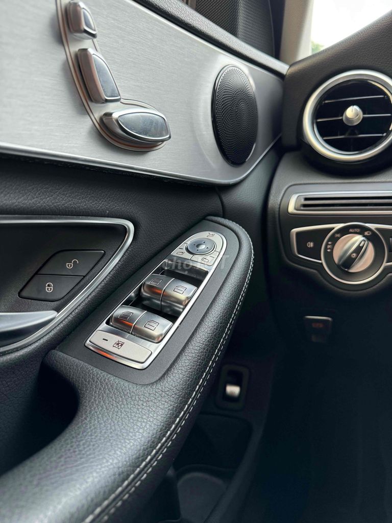 Mercedes Benz C180 2020 - 42000 km. Mua bán Ô tô tại Thành phố Thủ Đức Tp Hồ Chí Minh được đăng bởi Car Care Việt Nam hình 13