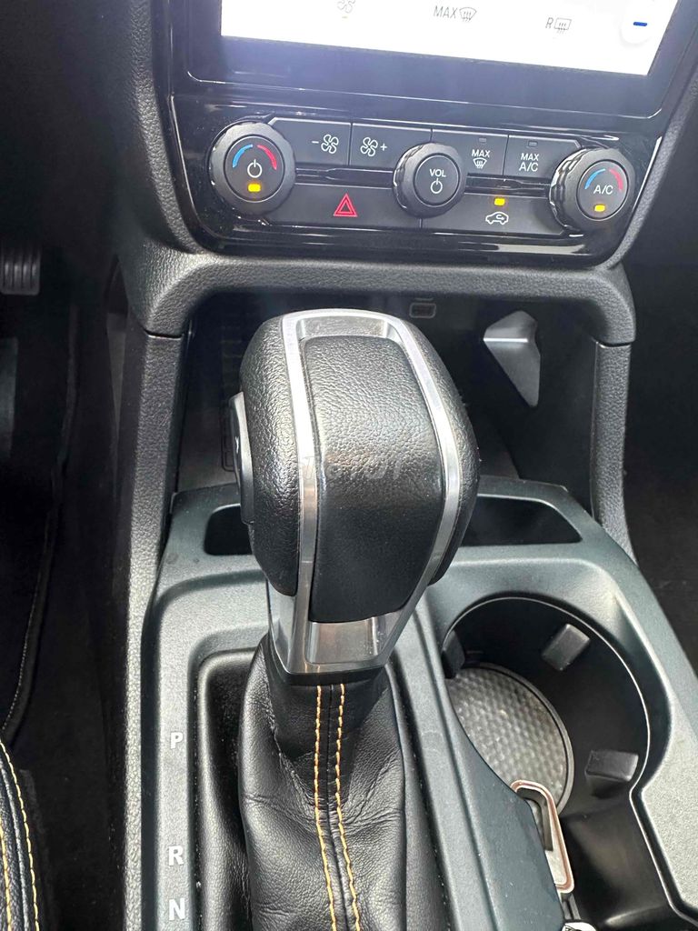 Ford Ranger 2023 Wildtrak 2.0L 4x4 AT - 42000 km. Mua bán Ô tô tại Quận 8 Tp Hồ Chí Minh được đăng bởi Cửa Hàng Xe Máy 288 Phong Trề hình 9