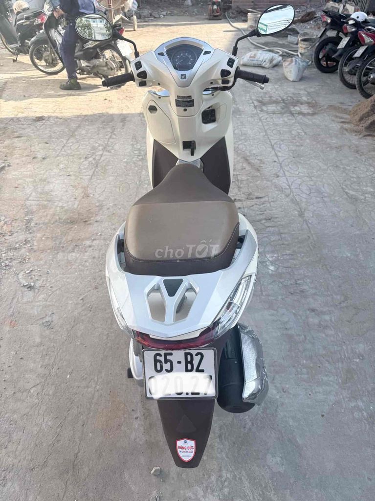 Honda Lead 2017 Trắng kem. Mua bán Xe máy tại Quận Ninh Kiều Cần Thơ được đăng bởi CHXM HƯNG 39  Bán Trả Góp hình 4