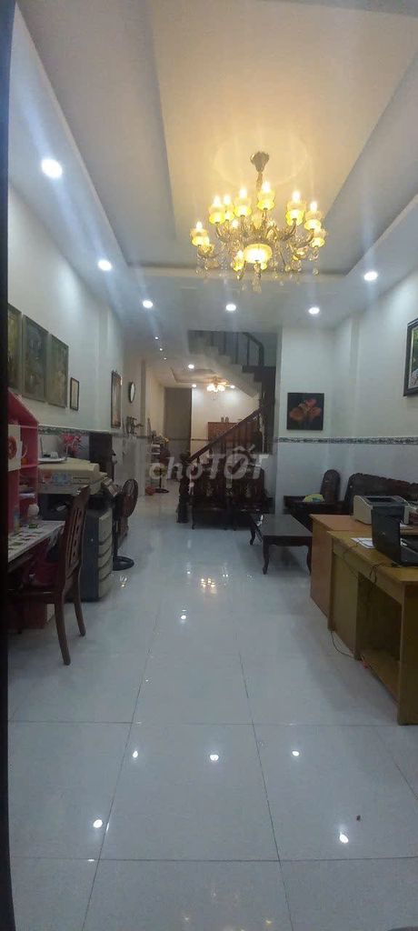 Nhà mặt tiền trục chính dự án kinh doanh buôn bán rất tốt. Mua bán nhà ở tại Thành phố Thủ Đức Tp Hồ Chí Minh được đăng bởi Thu Bùi hình 2