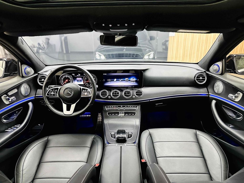 Mercedes-Benz E200 Sport 2019 Đen. Mua bán Ô tô tại Quận 7 Tp Hồ Chí Minh được đăng bởi Hoàng Anh Tuấn hình 5