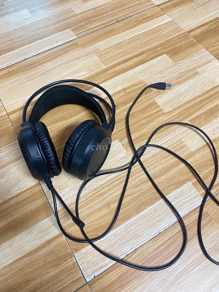 Tai nghe mới mua hơn tháng. âm thanh ổn. Mua bán Tivi, Âm thanh tại Huyện Phú Xuyên Hà Nội được đăng bởi cô lô nhuê hình 1