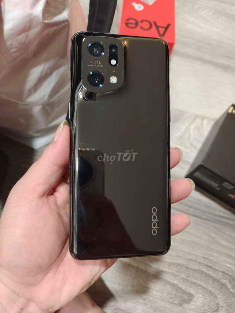Oppo Find X5 Pro 256GB Đen Gốm màn đẹp có gl. Mua bán Điện thoại tại Quận 5 Tp Hồ Chí Minh được đăng bởi Strawberry Mobile hình 1