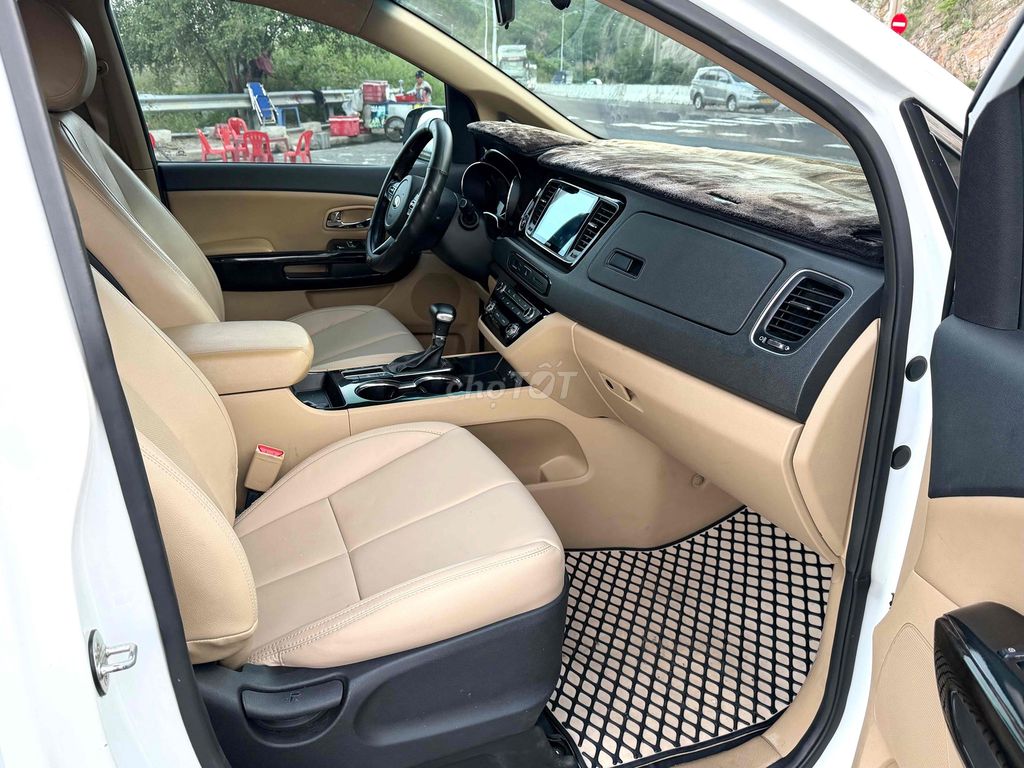 Kia Sedona 2020 2.2 DAT Luxury - 78000 km. Mua bán Ô tô tại Quận 12 Tp Hồ Chí Minh được đăng bởi Hoàng Huy hình 8