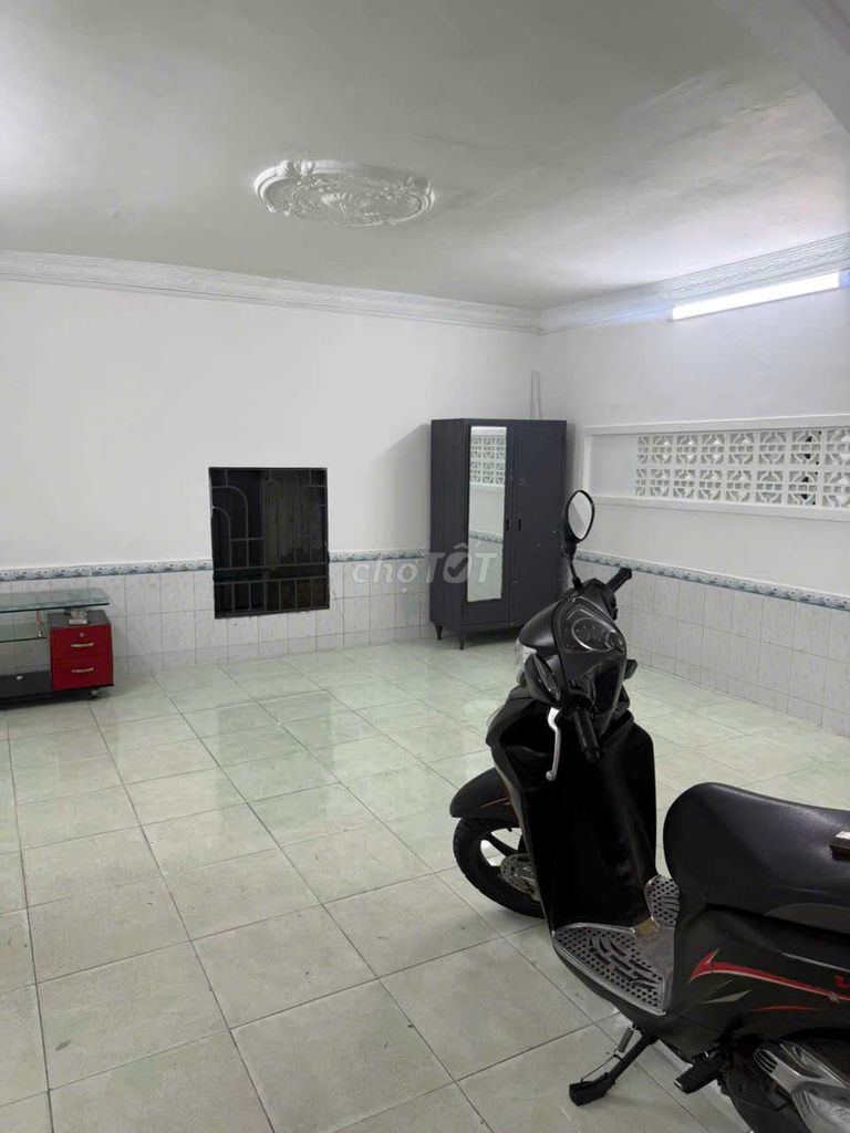 Rent · 2 bd · 40 м² · Quận 8, ул. Đường Lương Văn Can
