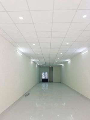 Аренда · 4 комн. · 110 м² · Quận Tân Bình, ул. Đường Hoàng Văn Thụ