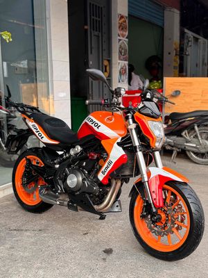 Benelli BN302 2018 Cam trắng 23000 km 9 chủ. Mua bán Xe máy tại Quận Bình Tân Tp Hồ Chí Minh được đăng bởi Việt Motor Bình Tân