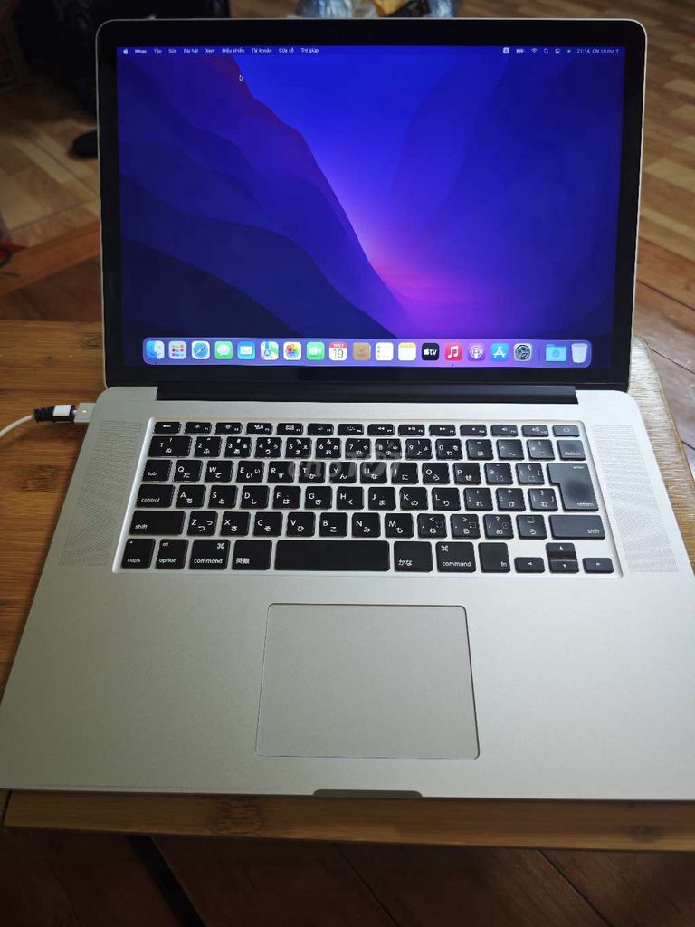 Apple Macbook Pro 2015 i7 16GB/256GB Bạc 98%. Mua bán Laptop tại Huyện Kim Bảng Hà Nam được đăng bởi Tiến Nguyễn hình 1