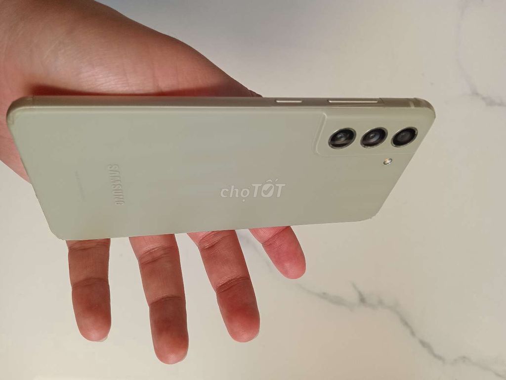 Samsung S21FE Chính hãng - Màn hình 1 sọc. Mua bán Điện thoại tại Quận 7 Tp Hồ Chí Minh được đăng bởi Vũ Nguyễn Tùng Anh hình 1