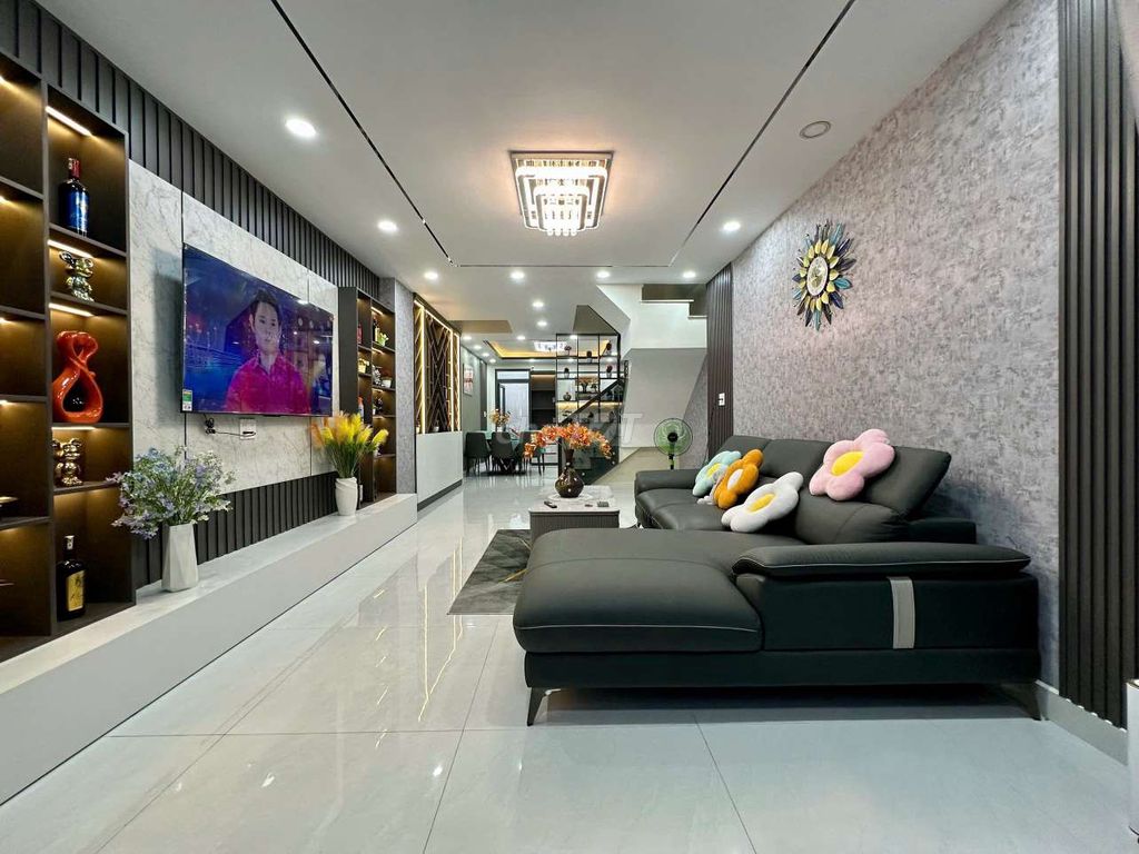 NHÀ PHỐ ĐƯỜNG NGUYỄN VĂN QUỲ QUẬN 7. Mua bán Nhà ở tại Quận 7 Tp Hồ Chí Minh được đăng bởi Cẩm Nhung hình 5