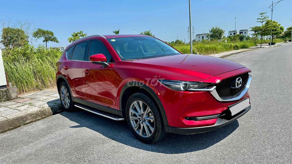 Mazda CX5 2.0 Luxury 2023 красный 70 000 км
