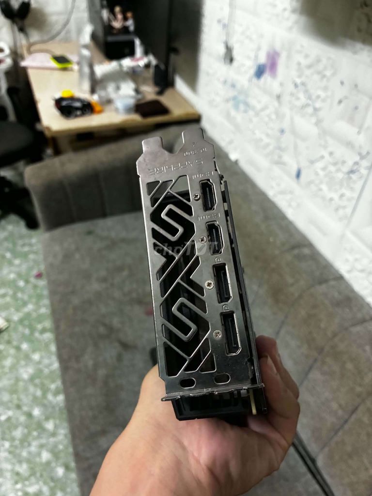 Card đồ họa Sapphire Pulse tản nhiệt 3 quạt. Mua bán Linh kiện (RAM, Card...) tại Huyện Tứ Kỳ Hải Dương được đăng bởi Trung Phạm hình 1