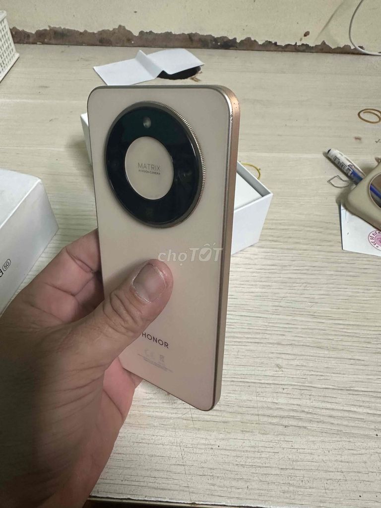 Honor X9d 12GB/512GB Vàng Đã sử dụng. Mua bán Điện thoại tại Thị xã Tân Uyên Bình Dương được đăng bởi Nghĩa hình 1