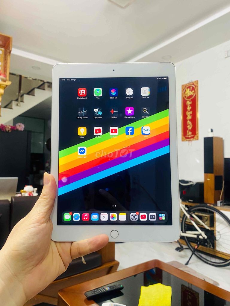 iPad Air 2 64G,wifi,4G, sạch icl, còn vân, full cn. Mua bán Máy tính bảng tại Quận Tân Bình Tp Hồ Chí Minh được đăng bởi ANH ĐỨC Store hình 1