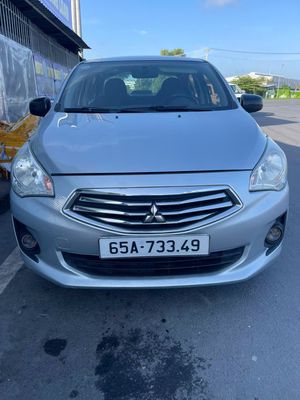 Mitsubishi Mirage màu bạc, sản xuất năm 2018