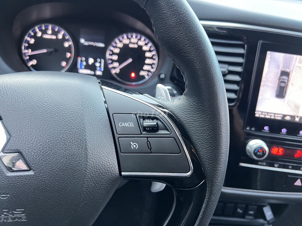 Outlander 2.0 Premium 2022 cực chất 3 vạn km 7xxTr. Mua bán Ô tô tại Quận Cầu Giấy Hà Nội được đăng bởi Xe Cũ Dương Đô hình 14