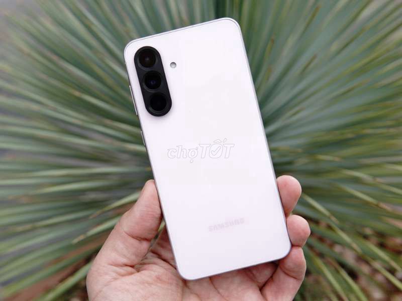 Samsung Galaxy A56 256GB Trắng Như mới. Mua bán Điện thoại tại Thành phố Bắc Giang Bắc Giang được đăng bởi Op Shanks hình 1