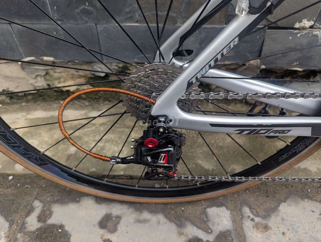 xe đua cacbon twitter T10 pro. Mua bán Xe đạp tại Quận Tây Hồ Hà Nội được đăng bởi nguyễn nam hình 2