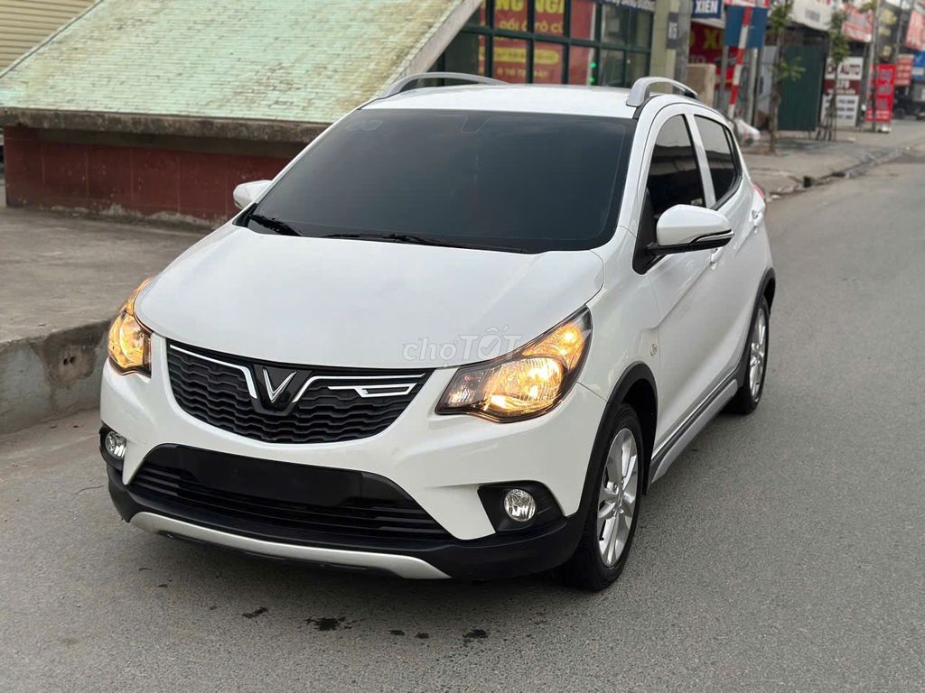 VinFast Fadil 2022 màu trắng. Mua bán Ô tô tại Quận Hoàng Mai Hà Nội được đăng bởi Thanh auto hình 2