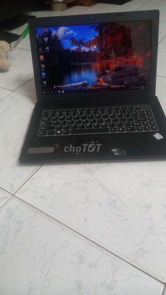 Laptop lenkvo 2020 ram 4gb ssd 120gb pin cầm ok