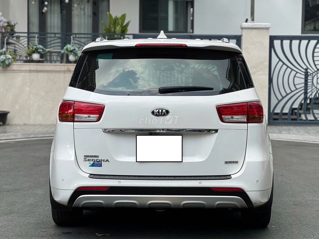 Kia Sedona DATH 2019 Trắng 91000 km. Mua bán Ô tô tại Quận Gò Vấp Tp Hồ Chí Minh được đăng bởi Quang hình 3