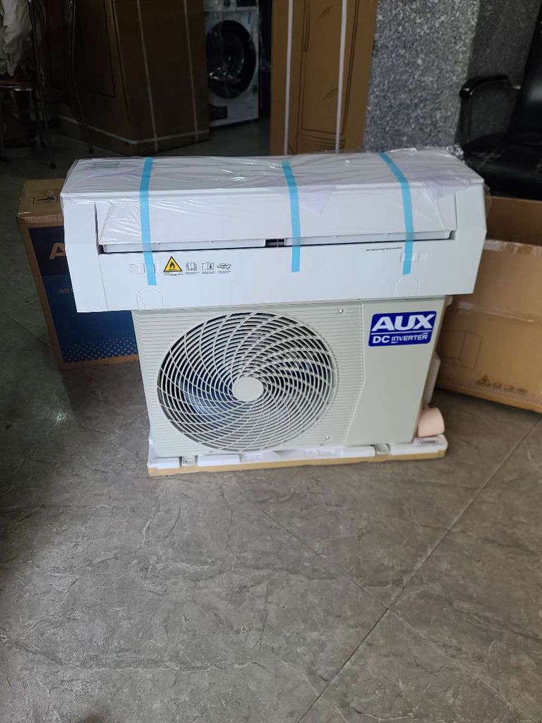 Máy lạnh inverter 1hp AUX mới 100% nguyên thùng.