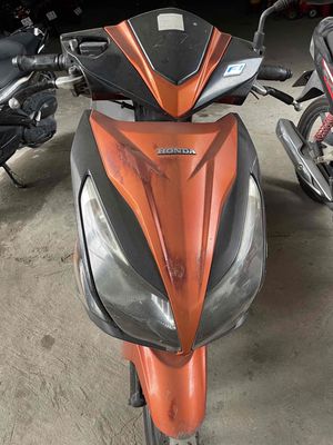 AB 125 trắng xám biển số tỉnh bến Tre xe zin máy. Mua bán Xe máy tại Quận 3 Tp Hồ Chí Minh được đăng bởi Trần văn trưởng