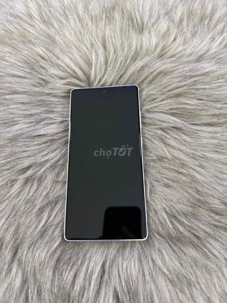 Samsung Galaxy S25 Ultra Bạc Snapdragon 8 Elite. Mua bán Điện thoại tại Quận Ngô Quyền Hải Phòng được đăng bởi lê thanh thuỷ hình 1