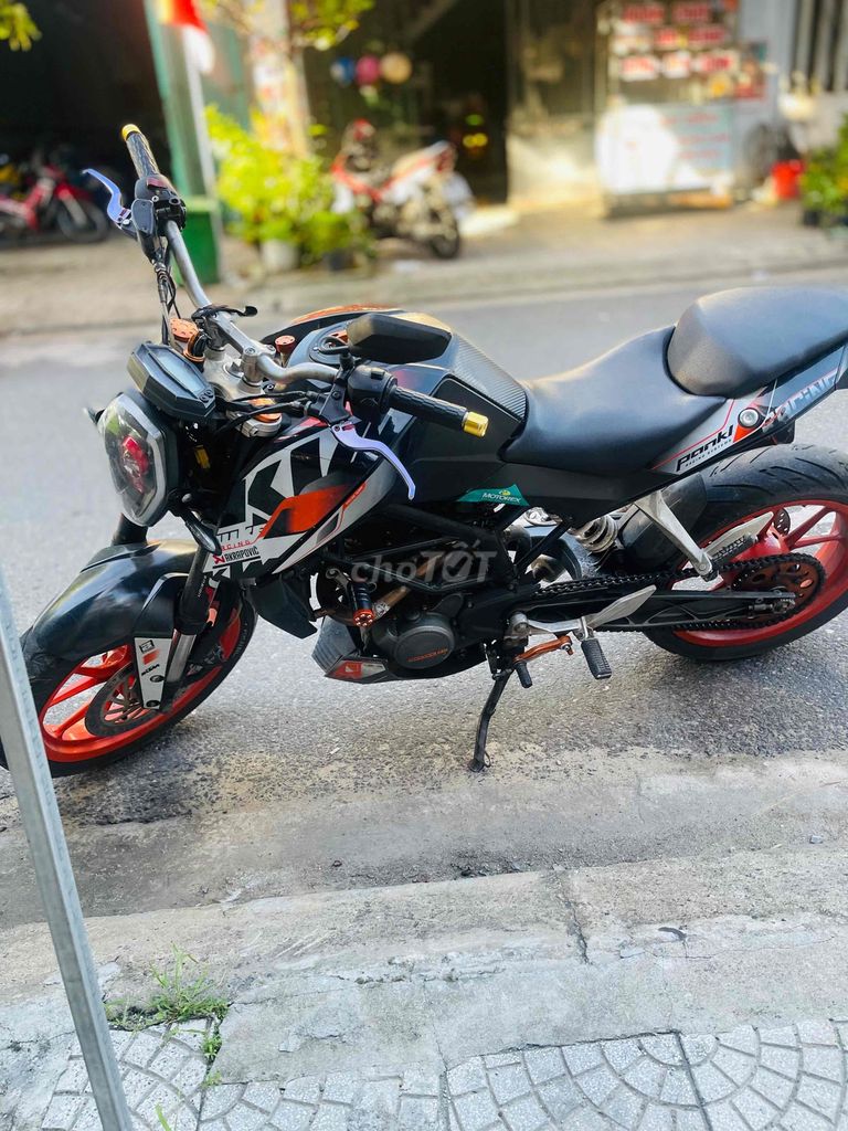 duke 200cc biển 34 chính chủ máy kêu nhẹ chạy bt. Mua bán Xe máy tại Quận Liên Chiểu Đà Nẵng được đăng bởi xe máy cũ Duy Đạt 06 gò nảy 1 đà nẵng hình 6