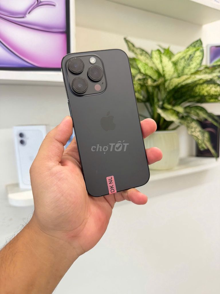 iPhone 14 Pro 128GB Đen Zin áp.  ios thấp 17.5.1. Mua bán Điện thoại tại Quận Đống Đa Hà Nội được đăng bởi Hiếu hình 1