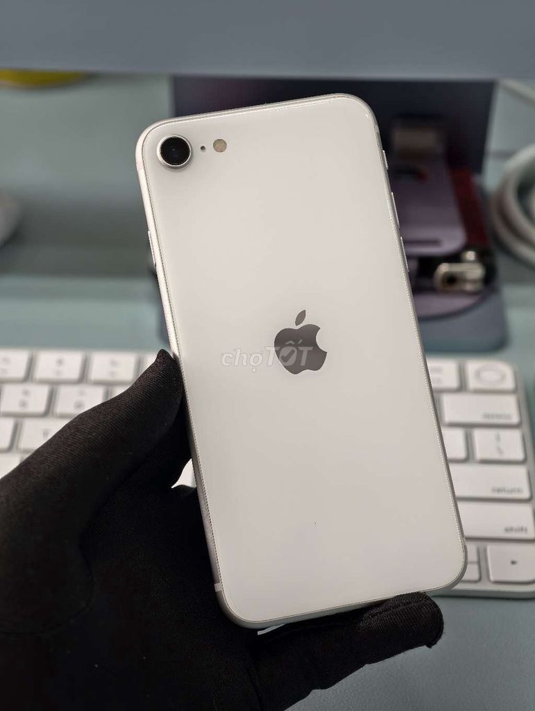 iPhone SE 2020 64GB Trắng đẹp 99. Mua bán Điện thoại tại Quận Cầu Giấy Hà Nội được đăng bởi Nguyễn Văn Cường hình 1