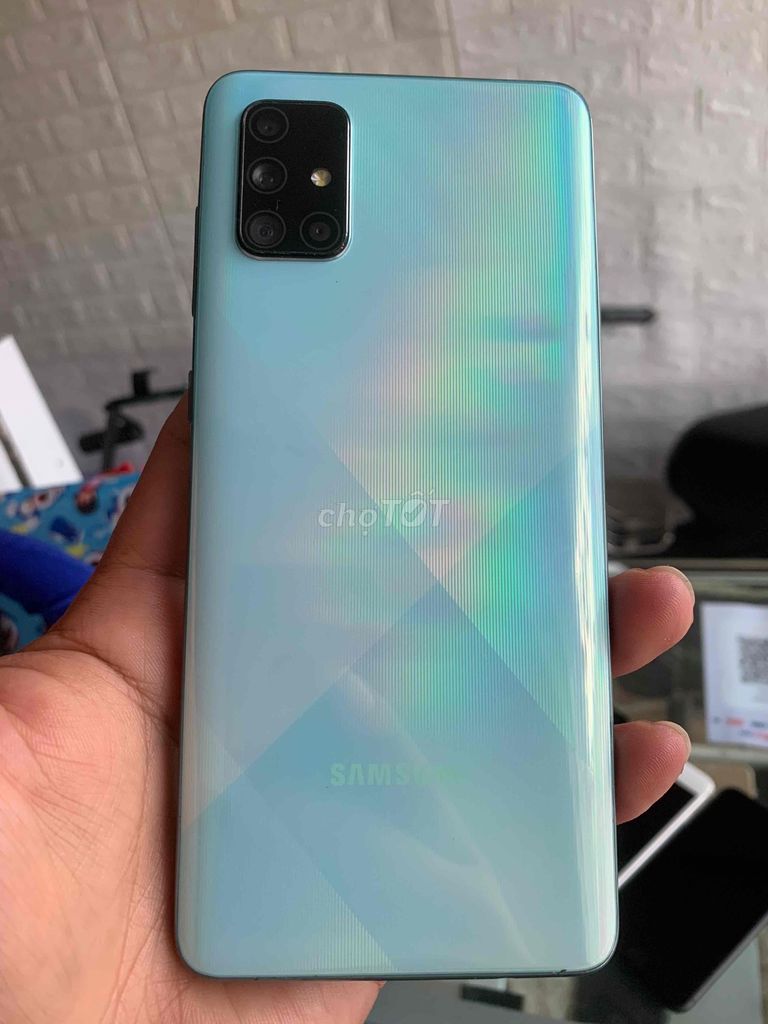 Samsung Galaxy A71 ram 8/128gb. Mua bán Điện thoại tại Quận Hoàng Mai Hà Nội được đăng bởi Phạm Như Tiến hình 1