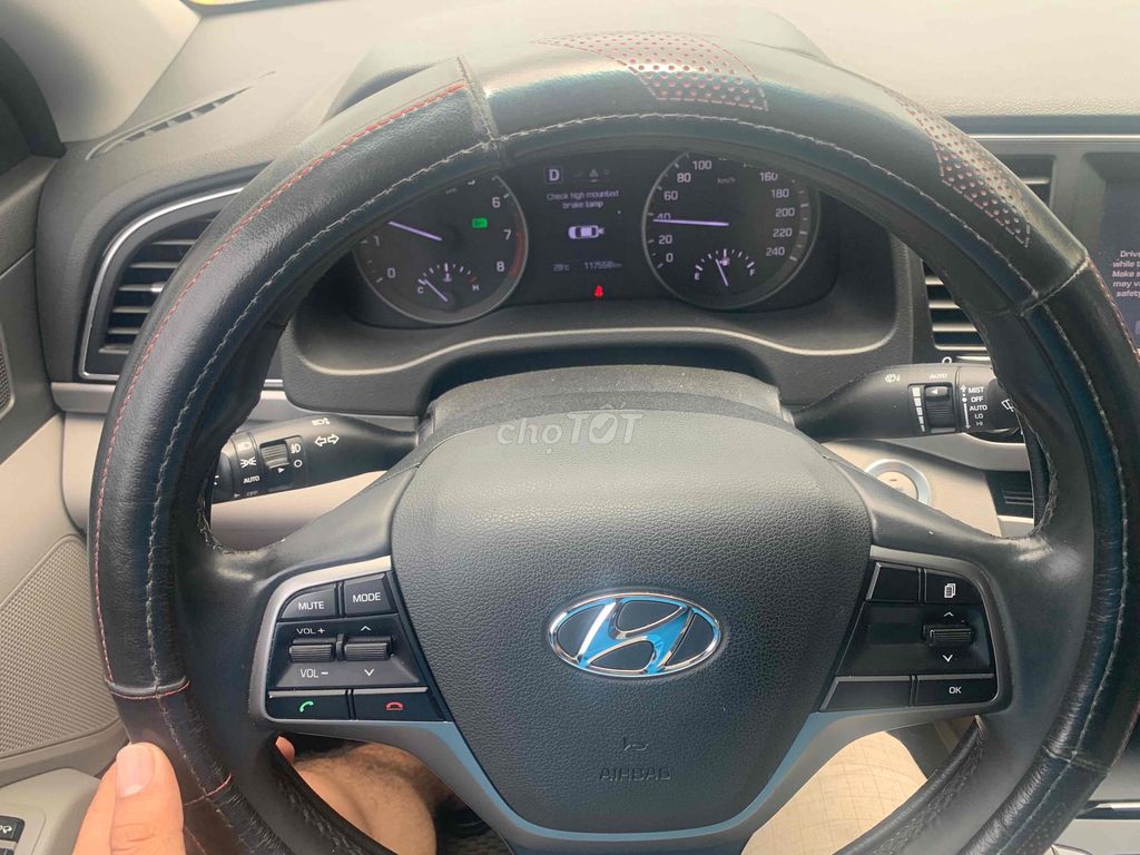 Hyundai Elantra 2017 Sport 1.6 AT - 117000 km. Mua bán Ô tô tại Thành phố Cà Mau Cà Mau được đăng bởi Trí Thạnh CMU  hình 13