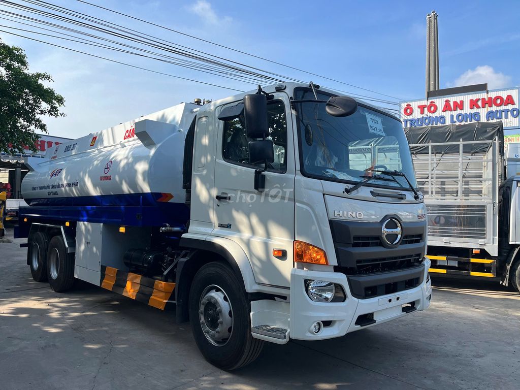 Xe Tải Hino 3 Chân Bồn Chở Xăng Dầu 20 Khối. Mua bán Xe tải, xe ben tại Thành phố Thuận An Bình Dương được đăng bởi Ngọc Minh hình 4